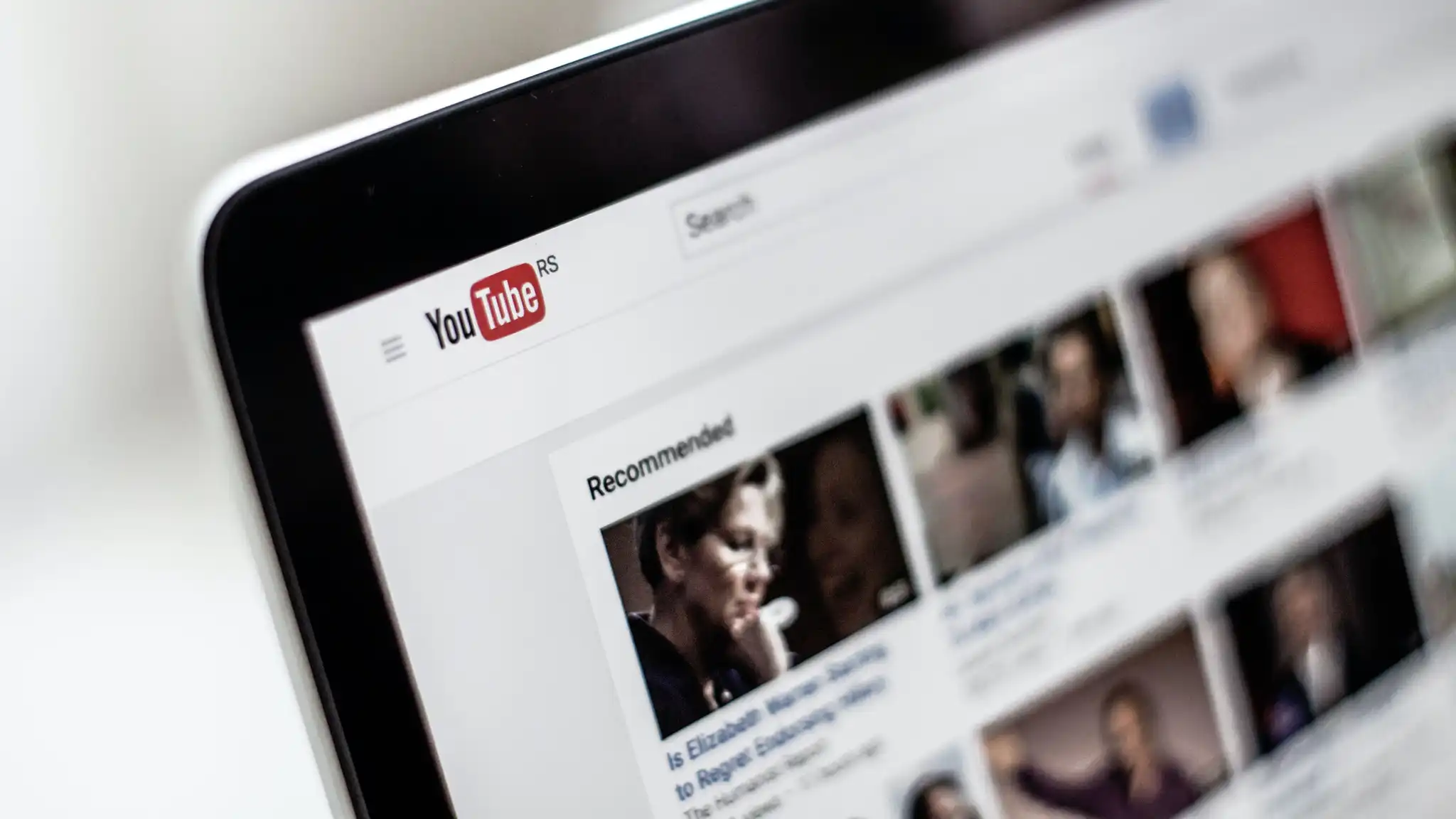 How to change your YouTube video thumbnail
