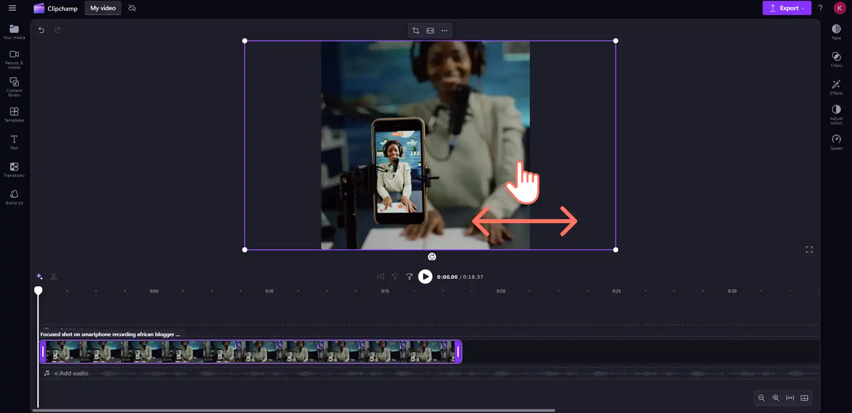 Clipchamp 새 가로 세로 비율과 일치하도록 YouTube 동영상의 위치를 다시 조정하는 사용자입니다. 