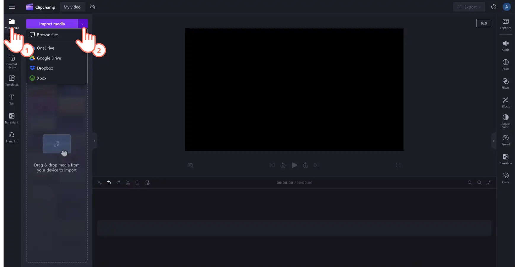 Imagine a unui utilizator cu un videoclip MOV în Clipchamp