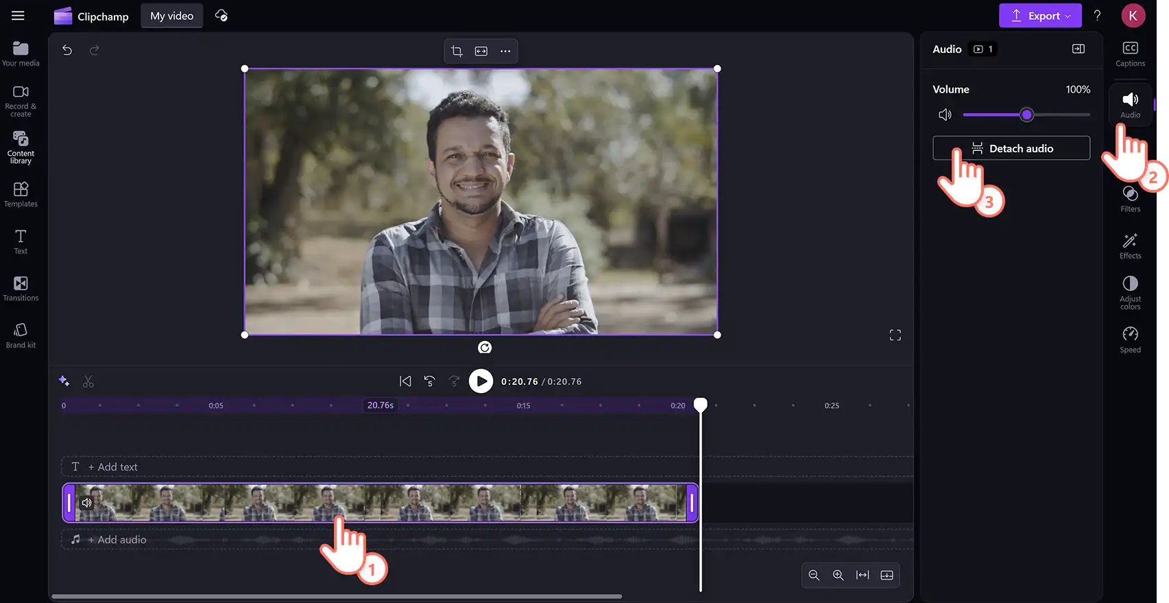Clipchamp 動画エディターで音声を動画から分離しているユーザー。