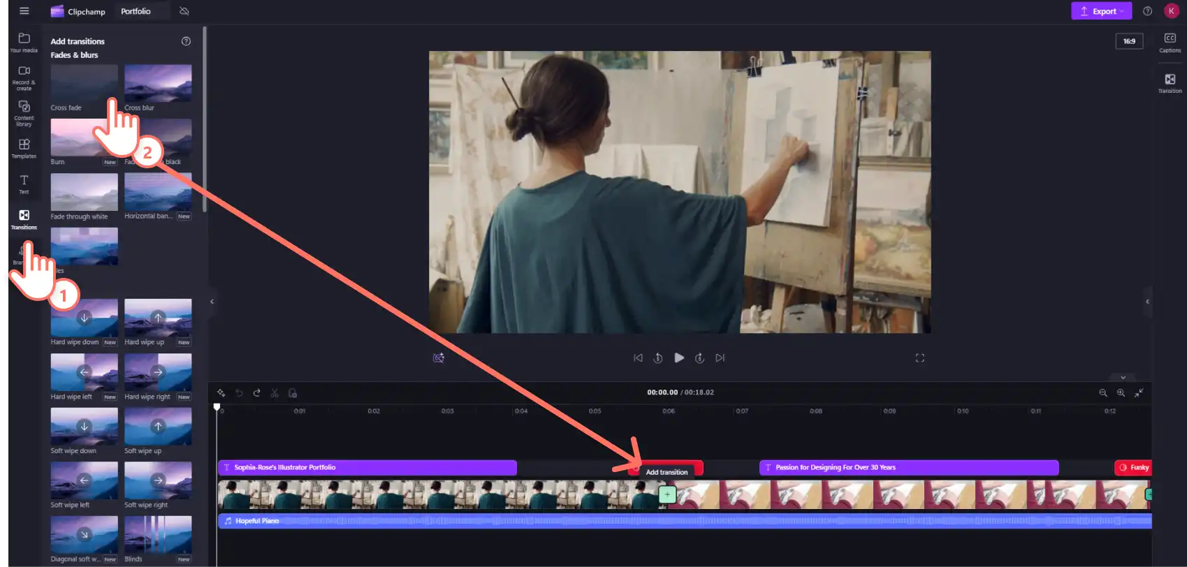 Un utente di Clipchamp che aggiunge una transizione tra due videoclip del proprio portfolio video.