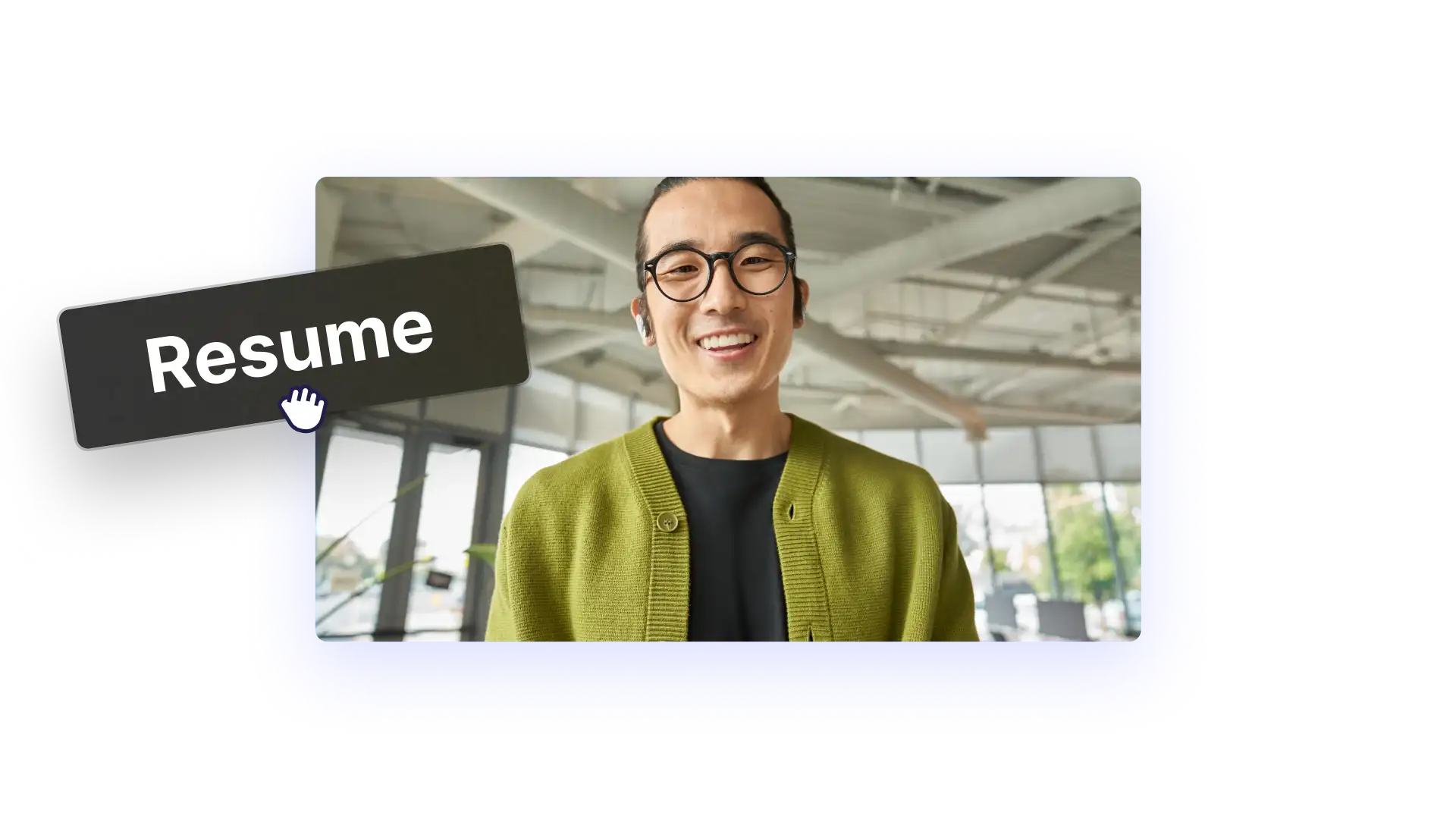 Overlay text, graphics in video resumes 