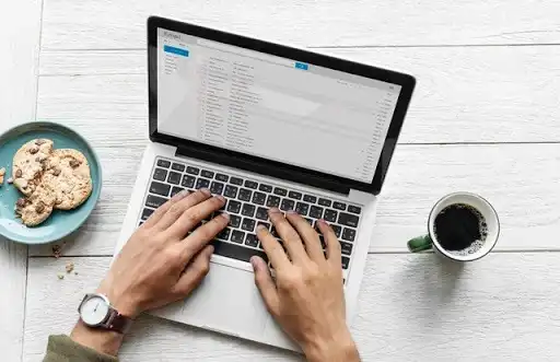 Cara menggunakan pemasaran video untuk e-mel